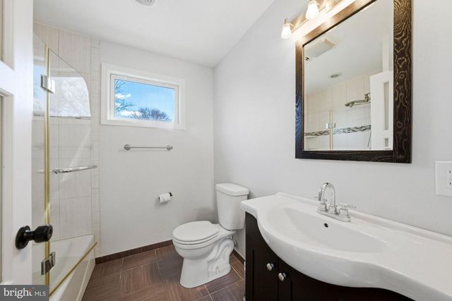 244 MANOR BLVD, Hamilton, NJ 08620