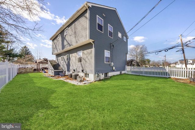 244 MANOR BLVD, Hamilton, NJ 08620