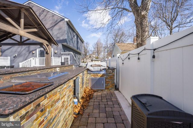 244 MANOR BLVD, Hamilton, NJ 08620