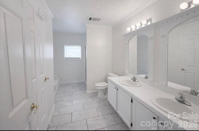 805 Edgewater Drive, Belmont, NC 28012