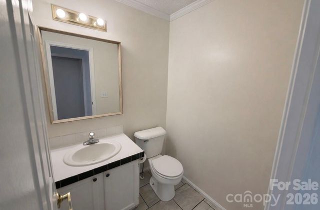 805 Edgewater Drive, Belmont, NC 28012