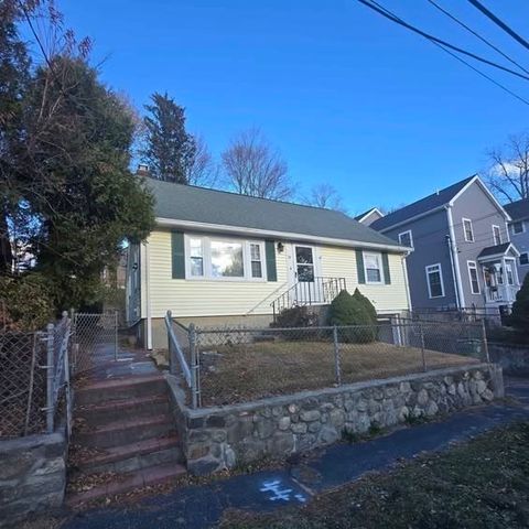 37 Charles St 37, Watertown, MA 02472