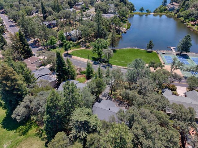 12022 Lakeshore North, Auburn, CA 95602