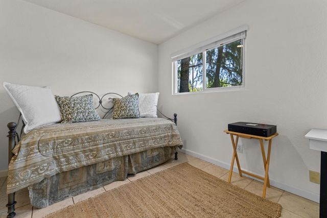 12022 Lakeshore North, Auburn, CA 95602