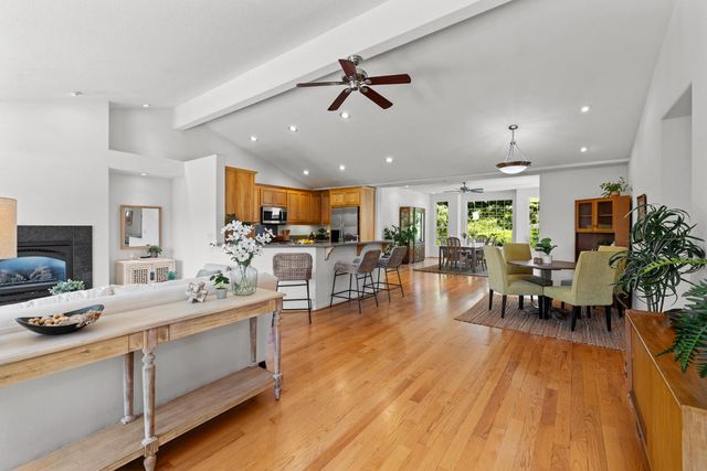 12022 Lakeshore North, Auburn, CA 95602