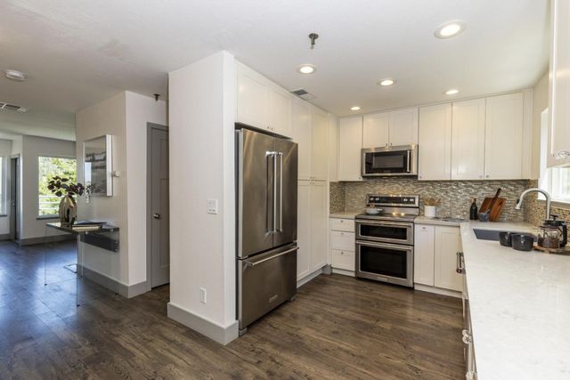 991 Fassler Avenue, Pacifica, CA 94044