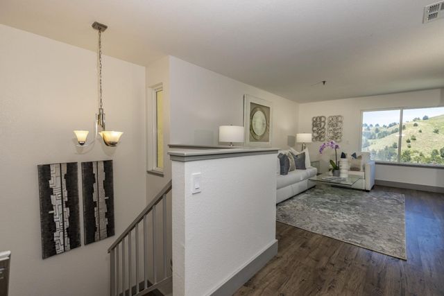 991 Fassler Avenue, Pacifica, CA 94044