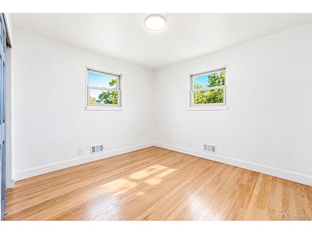 10475 Grant Dr, Northglenn, CO 80233