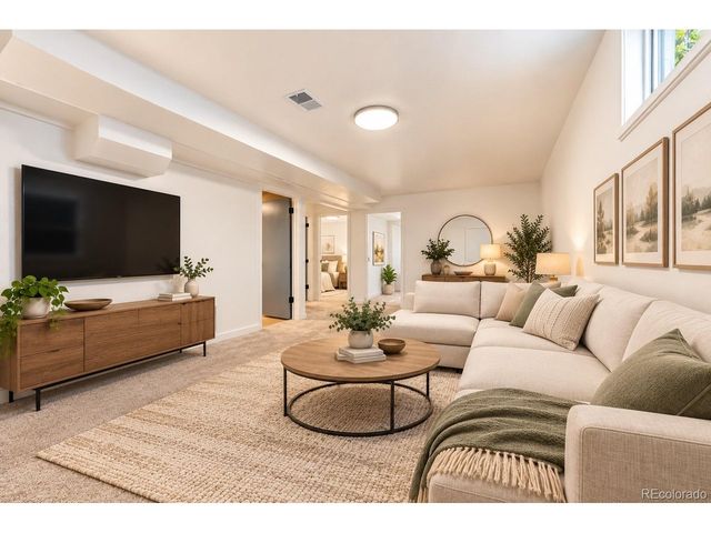 10475 Grant Dr, Northglenn, CO 80233