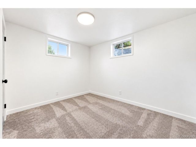 10475 Grant Dr, Northglenn, CO 80233