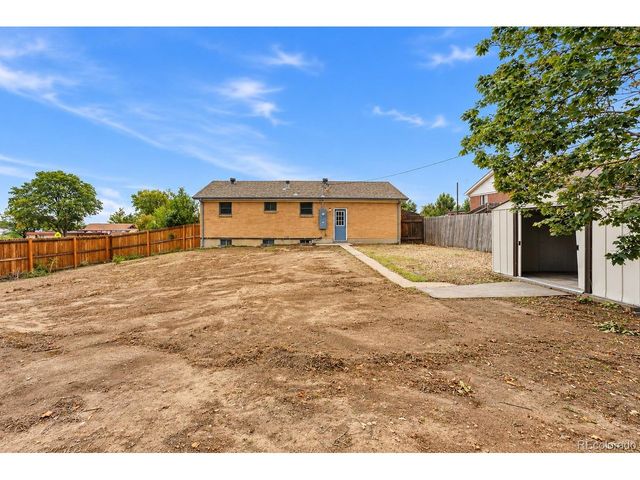 10475 Grant Dr, Northglenn, CO 80233