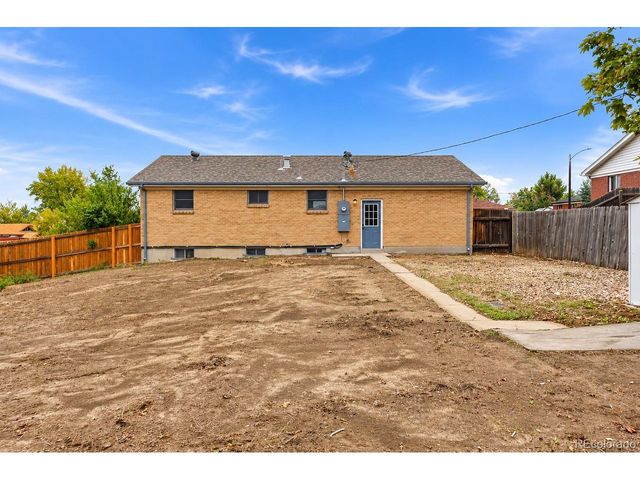 10475 Grant Dr, Northglenn, CO 80233
