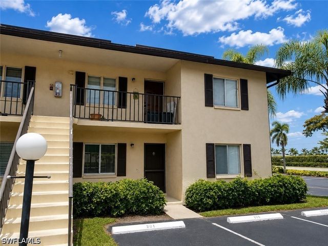 5697 Rattlesnake Hammock RD 101C, Naples, FL 34113