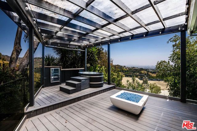 1438 Davies Drive, Beverly Hills, CA 90210