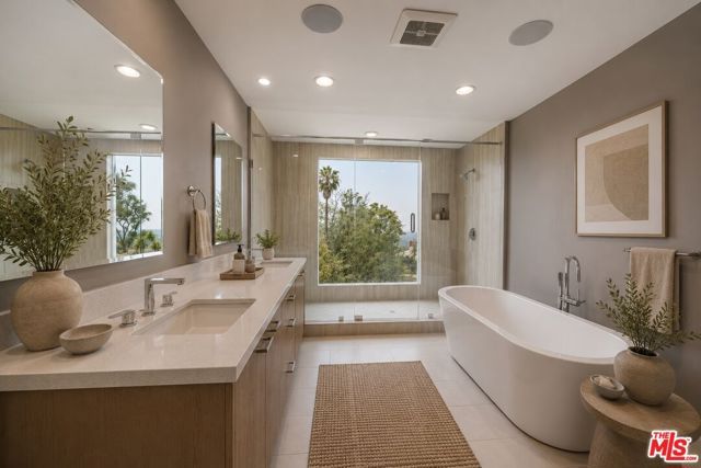 1438 Davies Drive, Beverly Hills, CA 90210
