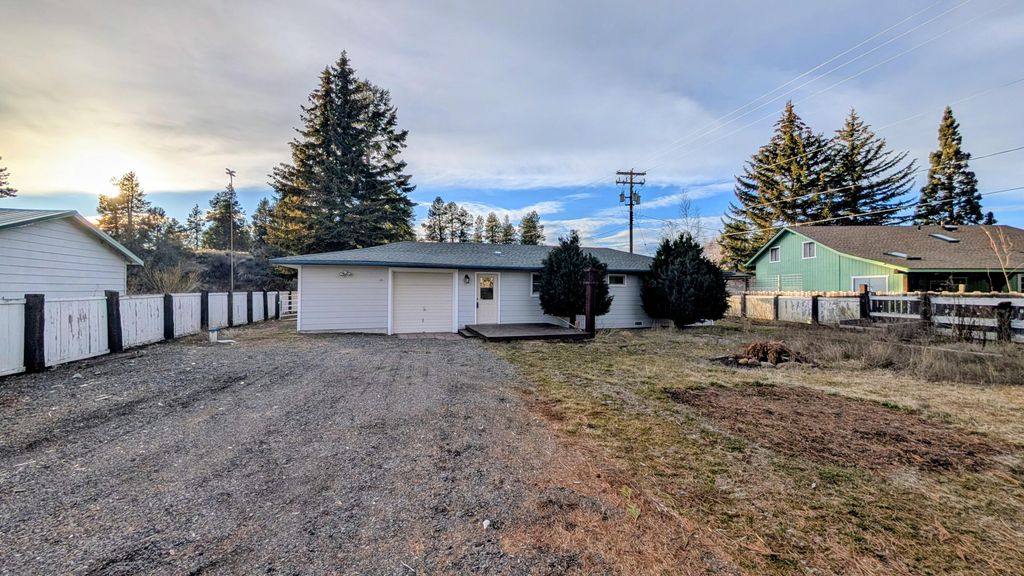 32550 Rivers Drive, Chiloquin, OR 97624