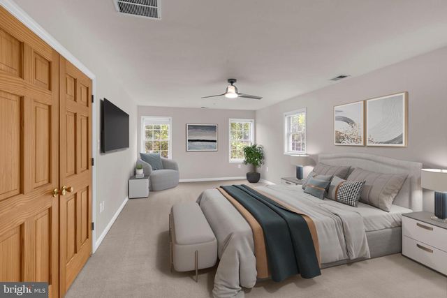 5022 OGLETHORPE ST, Riverdale, MD 20737