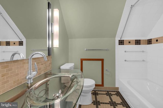 5022 OGLETHORPE ST, Riverdale, MD 20737