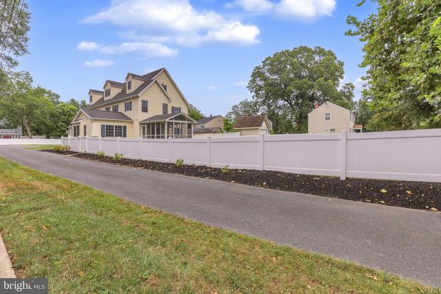 5022 OGLETHORPE ST, Riverdale, MD 20737