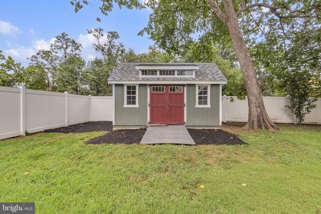 5022 OGLETHORPE ST, Riverdale, MD 20737