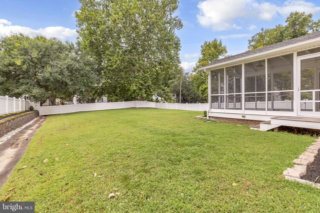 5022 OGLETHORPE ST, Riverdale, MD 20737