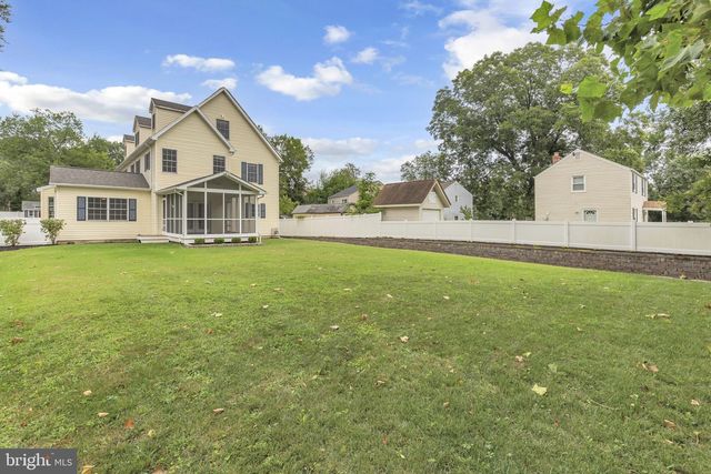 5022 OGLETHORPE ST, Riverdale, MD 20737