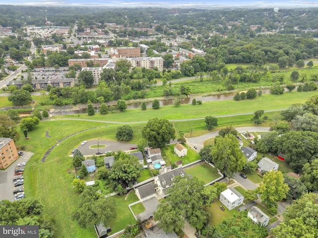 5022 OGLETHORPE ST, Riverdale, MD 20737