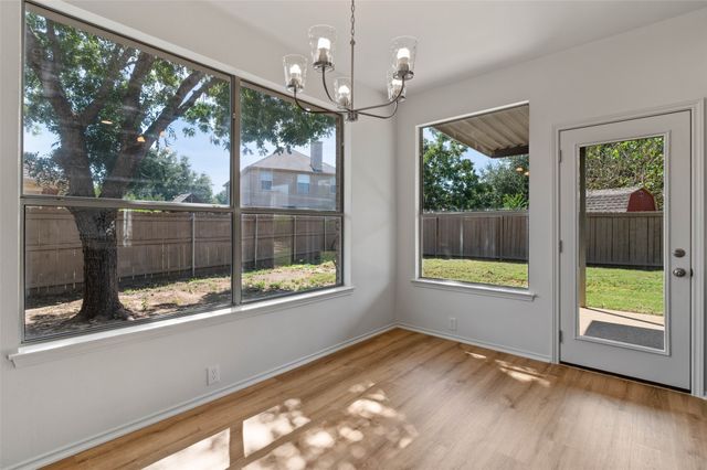 775 Lacey Oaks Lane, Lake Dallas, TX 75065