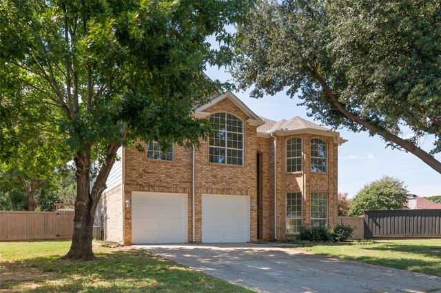 775 Lacey Oaks Lane, Lake Dallas, TX 75065