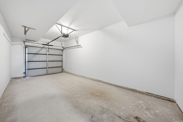 19425 Oak Avenue, Country Club Hills, IL 60478