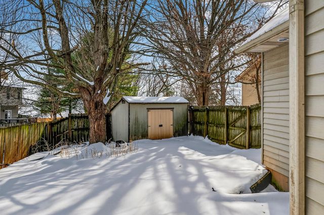 3860 S Parklane Avenue, Springfield, MO 65807