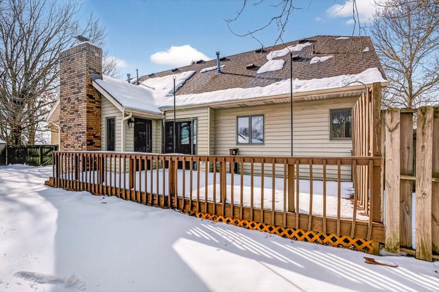 3860 S Parklane Avenue, Springfield, MO 65807