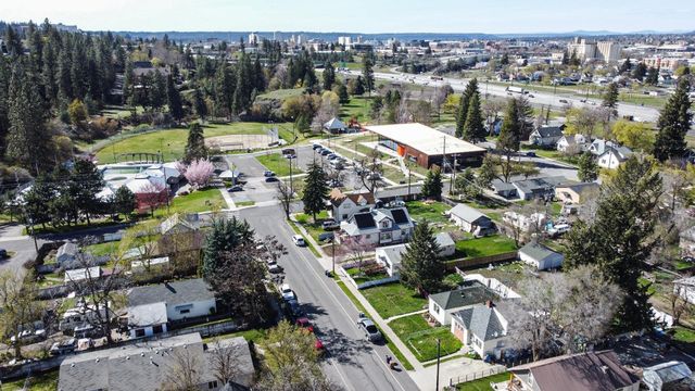 1329 E Gordon Ave, Spokane, WA 99207