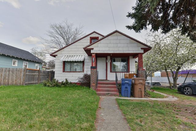 1329 E Gordon Ave, Spokane, WA 99207
