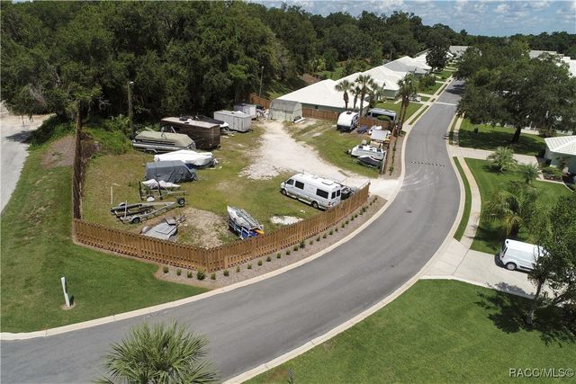 823 Balmoral Court, Inverness, FL 34453