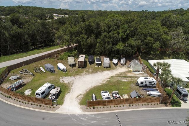 823 Balmoral Court, Inverness, FL 34453