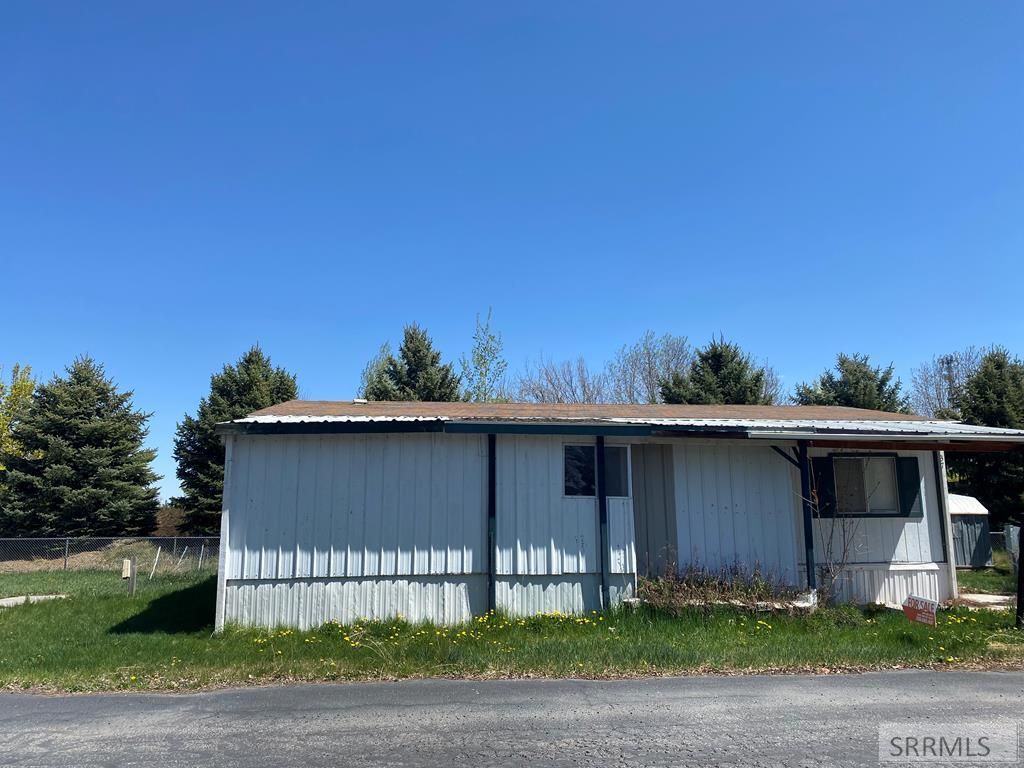 Image 1 of property listing at 448 W Hwy 26 # 37, Blackfoot, ID 83221