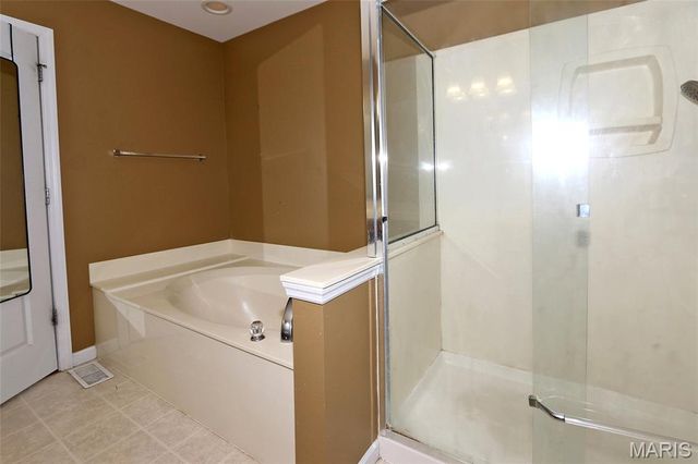 1751 Waterfall Drive, St Charles, MO 63303