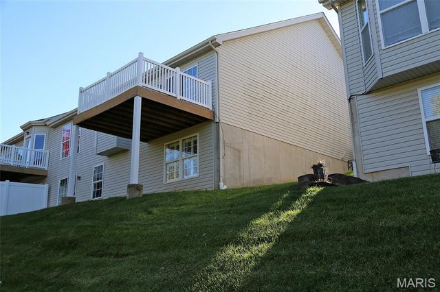 1751 Waterfall Drive, St Charles, MO 63303