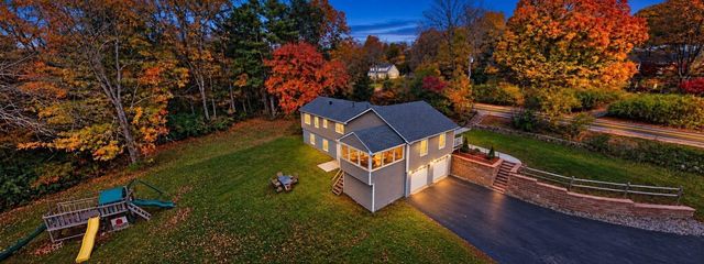 51 Warren Rd, Brimfield, MA 01010