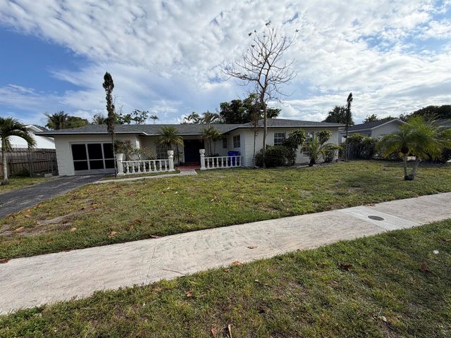 6260 SW 6TH Street, Margate, FL 33068