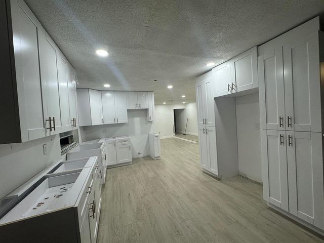 6260 SW 6TH Street, Margate, FL 33068