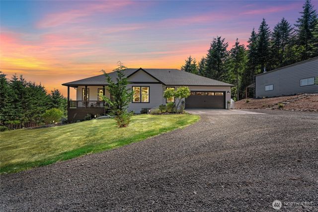 140 Grand Ridge Road, Toutle, WA 98649