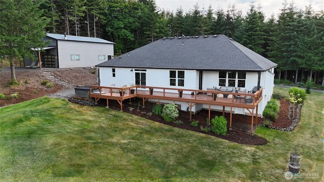 140 Grand Ridge Road, Toutle, WA 98649