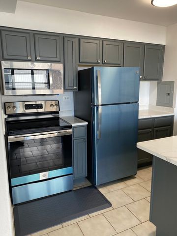 6030 N Sheridan Road 612, Chicago, IL 60660