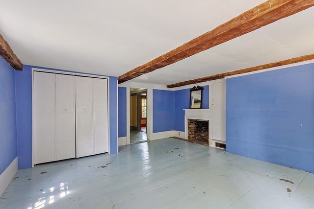 573 Longley Rd, Groton, MA 01450