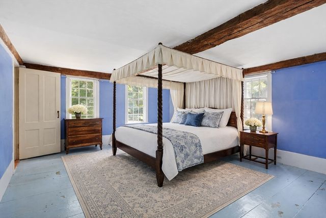 573 Longley Rd, Groton, MA 01450