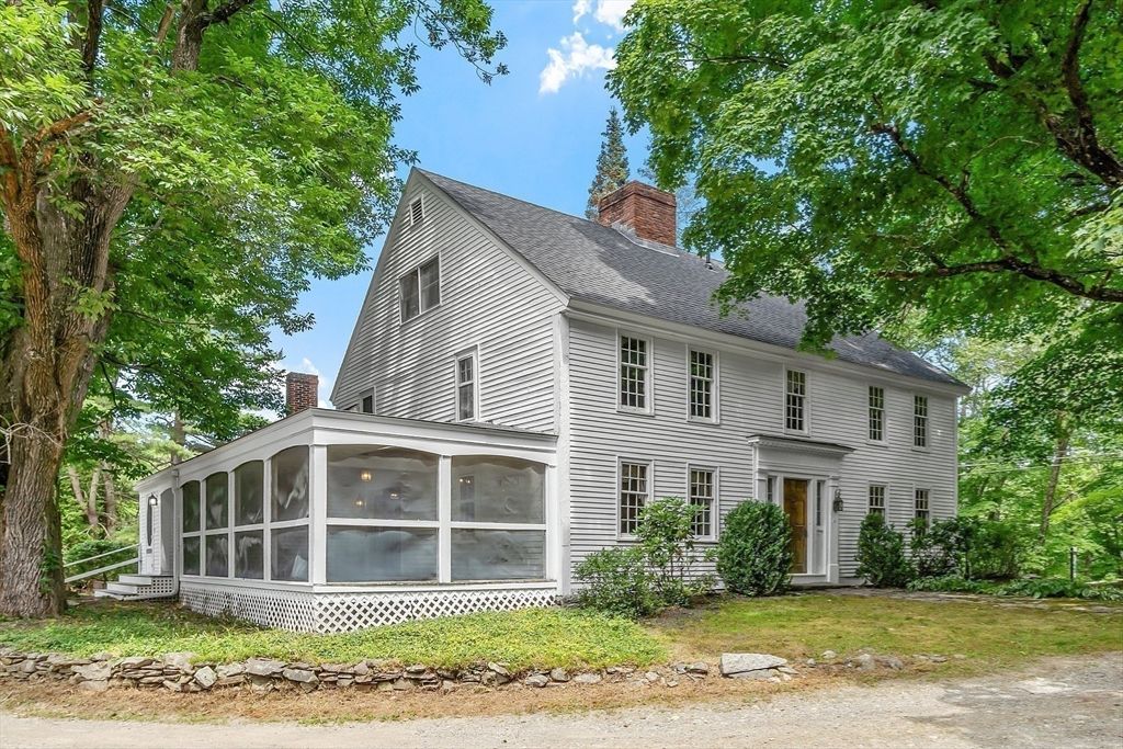 573 Longley Rd, Groton, MA 01450