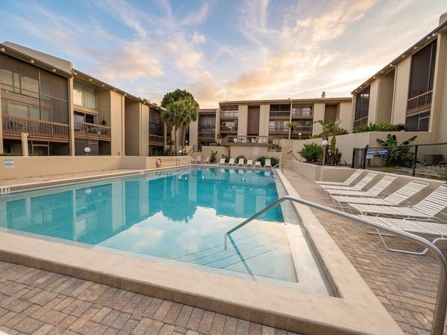 554 ORANGE DRIVE 15, Altamonte Springs, FL 32701