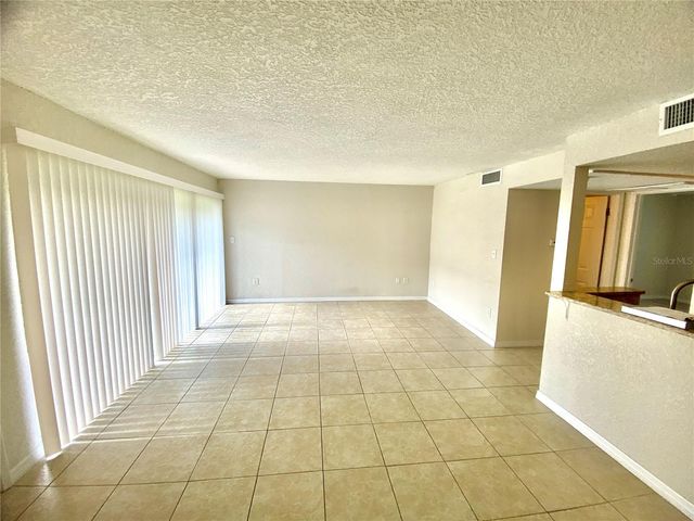 554 ORANGE DRIVE 15, Altamonte Springs, FL 32701